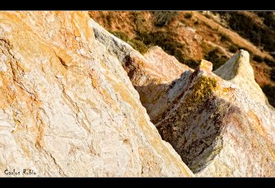 20090422172144-badlands.jpg